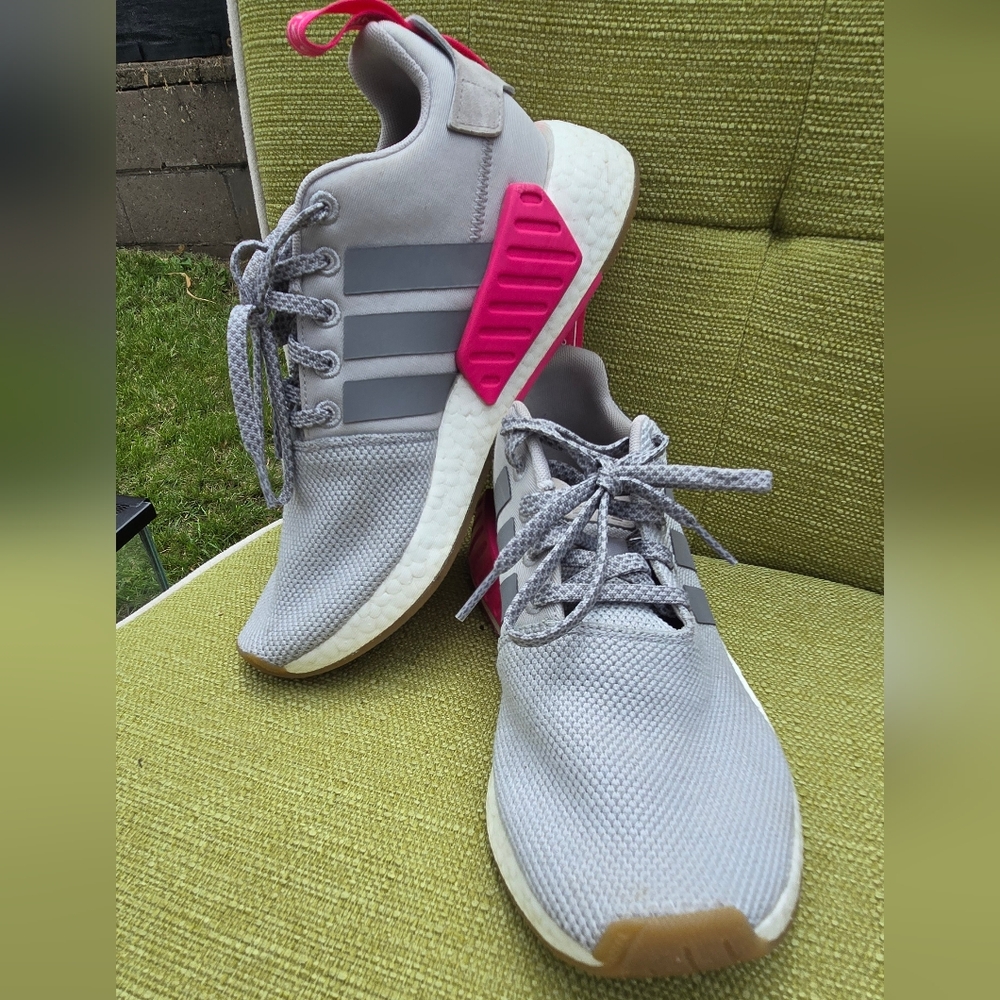 ADIDAS Womens NMD_R2 Grey and Shocker Pink